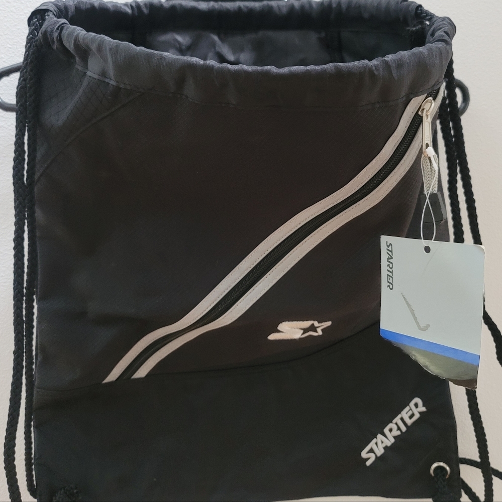 STARTER NWT Black/Grey Light Weight Backpack 1 Interior Pocket